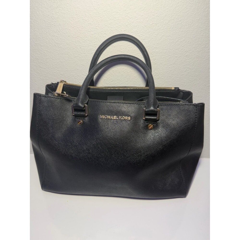 Michael Kors 2-way black bag. - Picture 3 of 16